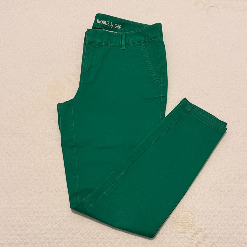 3/$25 🌟 GAP Skinny Mini Khakis